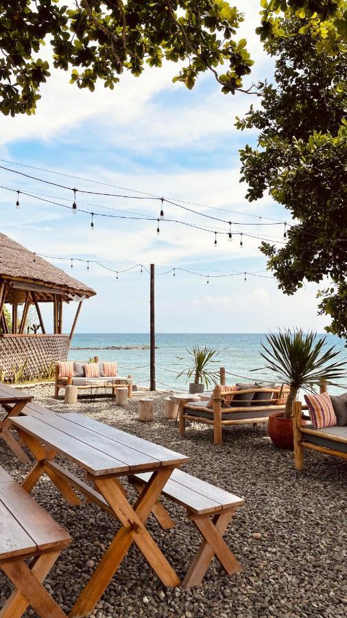 Sunset Beach Resort Weh Sabong Exterior foto