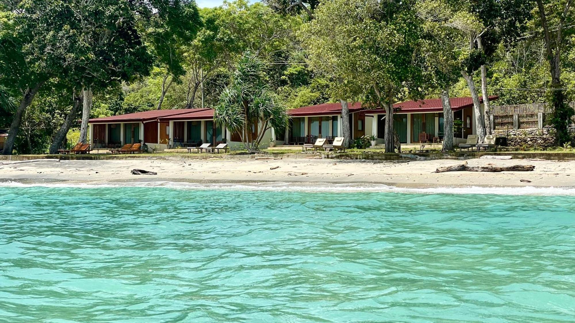 Sunset Beach Resort Weh Sabong Exterior foto